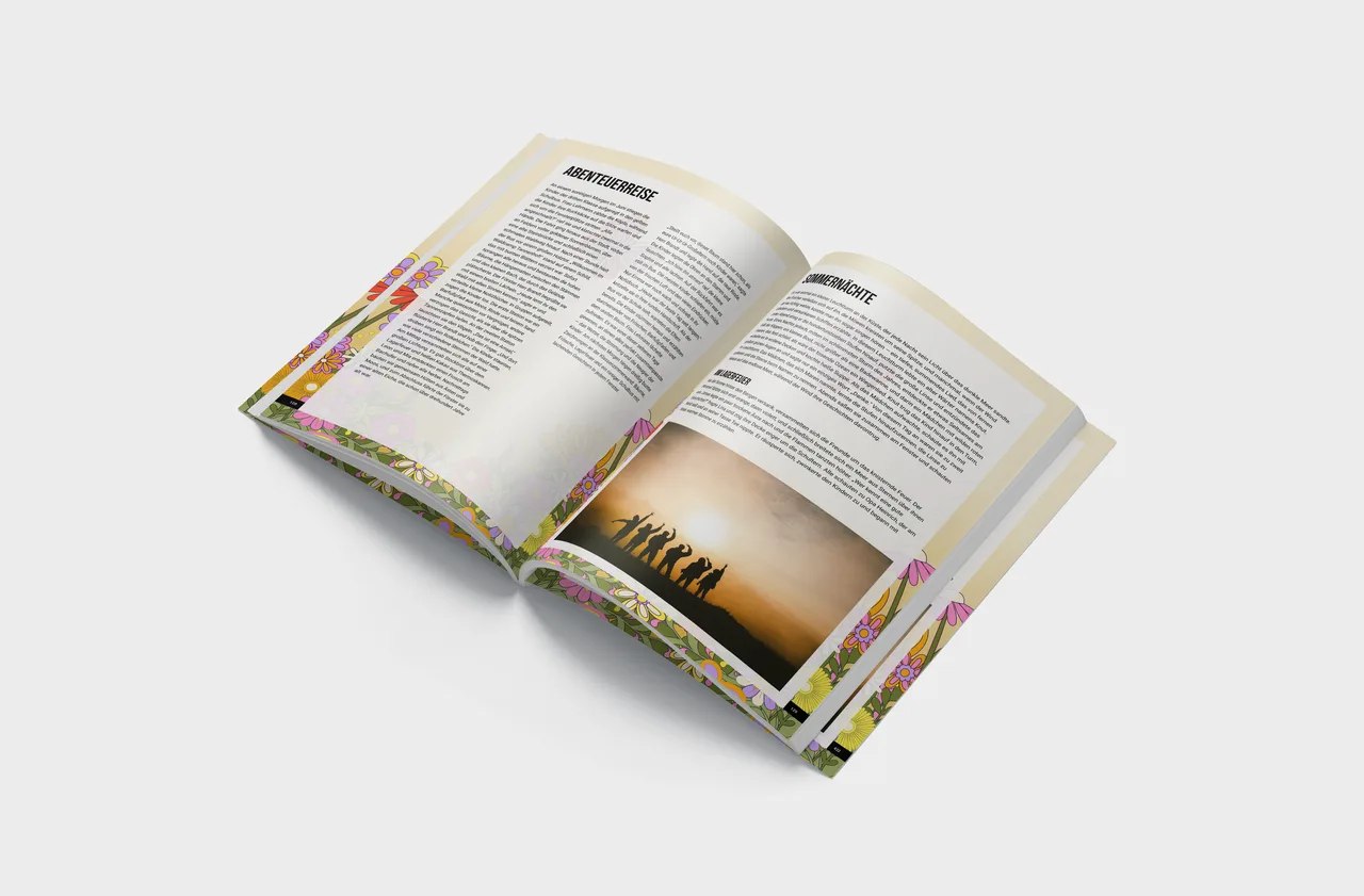 Aufgeschlagenes Abschlussbuch mit Texten, Foto und gestaltetem Seitenhintergrund